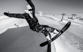 Lucas Baume partage ses talents de rider sur les réseaux sociaux, et ça marche plutôt bien. ©Luca Crivelli