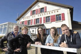 Jean-Luc Blanchard avec sa femme Josiane, Claudia Schaad, Nadine et Nicolas Blanchard. © Michel Duperrex