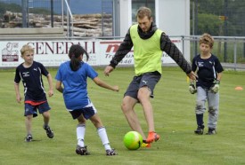 Arnaud Bühler est encerclé !