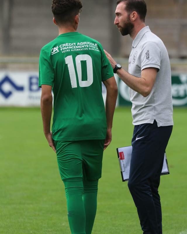 Avec Marf Vetroff, la relève goûte au football professionnel