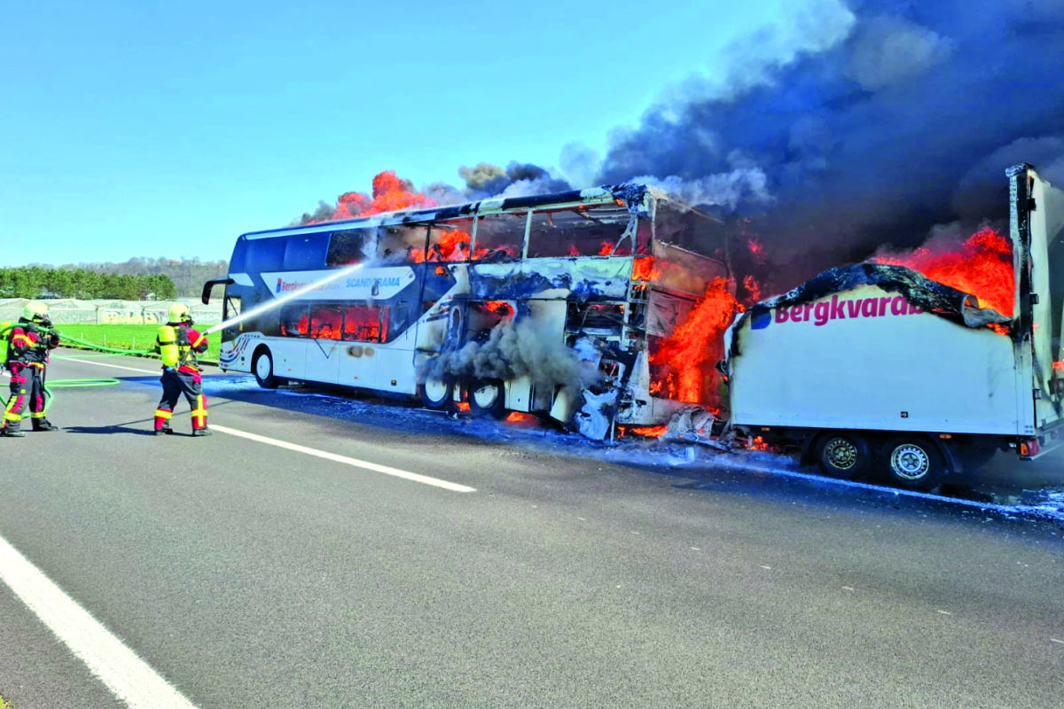 Autocar calciné sur l’A1 à Ependes