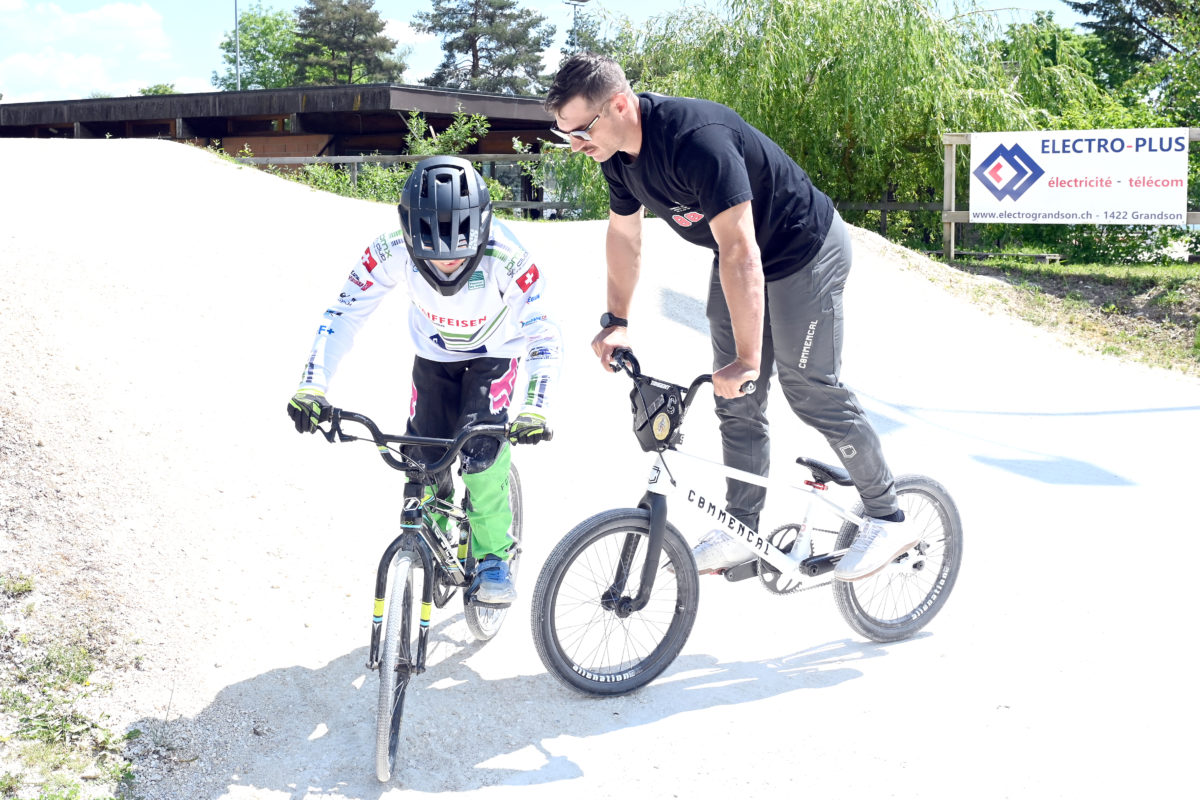 Dans la roue du champion