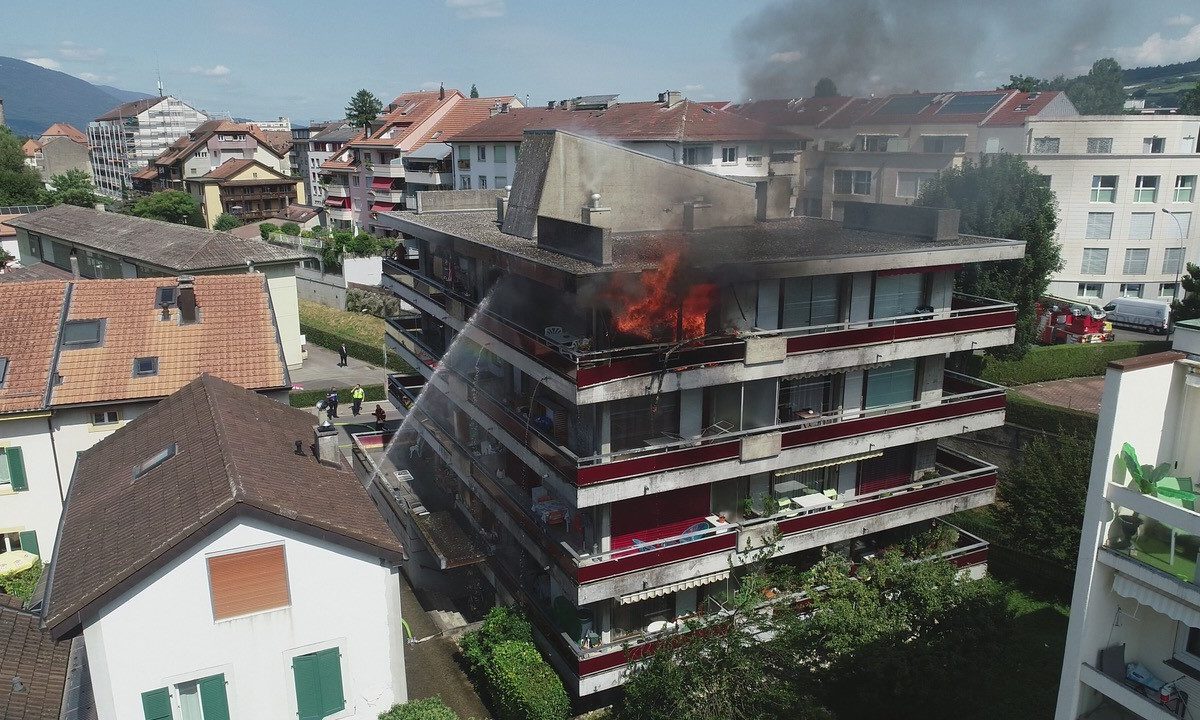 Un appartement détruit par le feu à la rue des Jordils