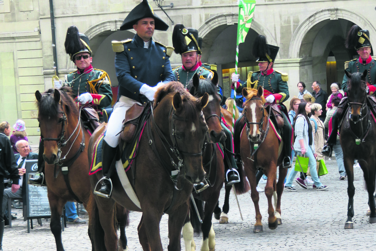 Le corps des chasseurs à cheval va se féminiser