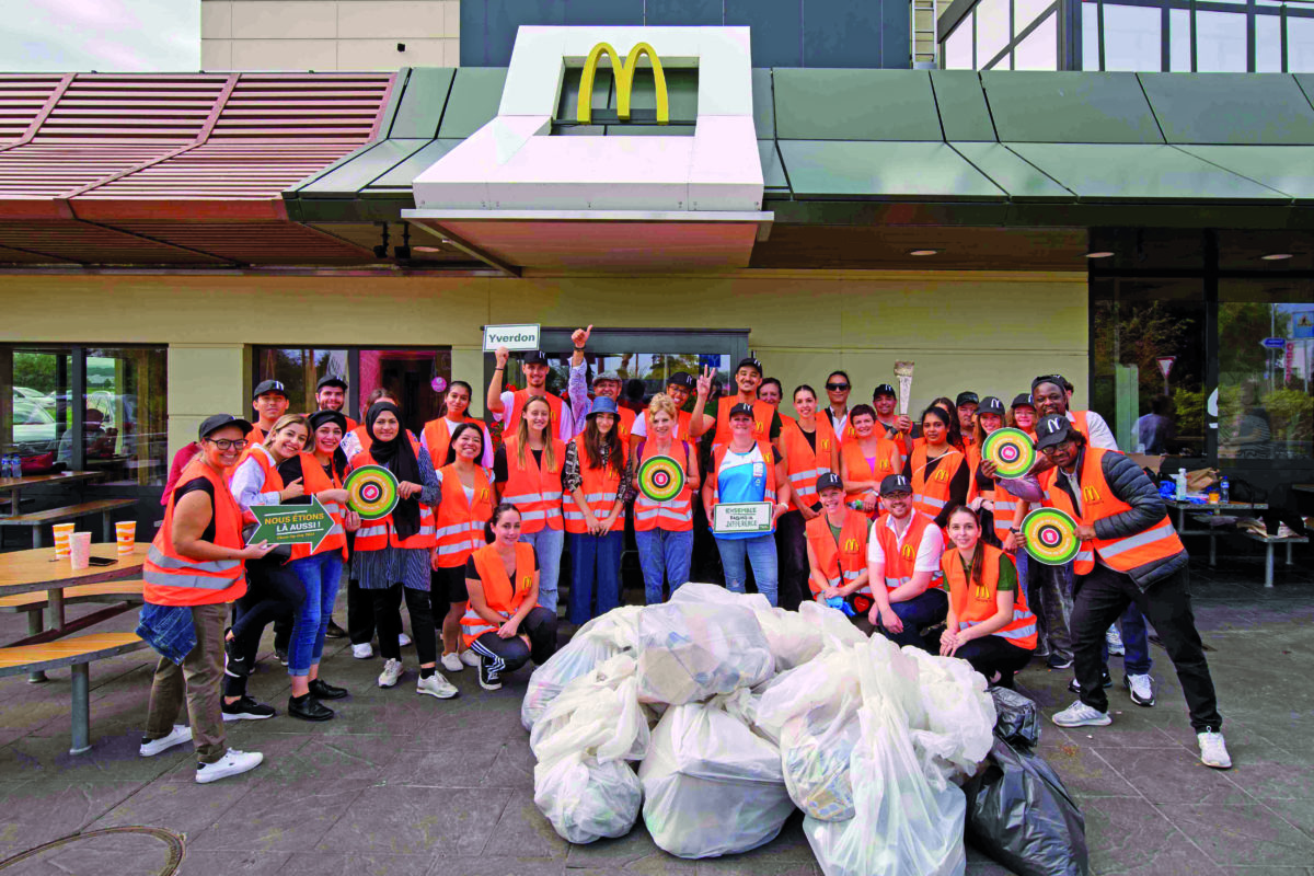 Le personnel de McDonald’s pour une ville propre