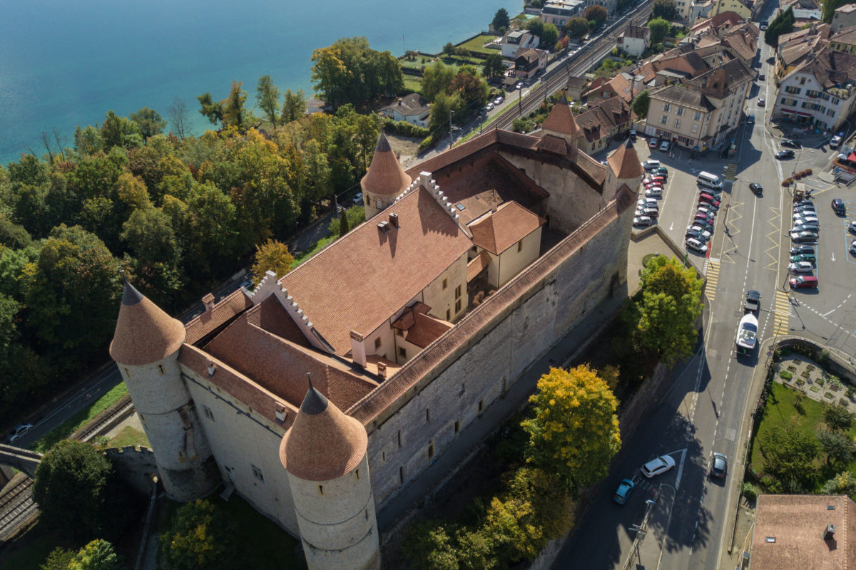 Le Château entre de nouvelles mains