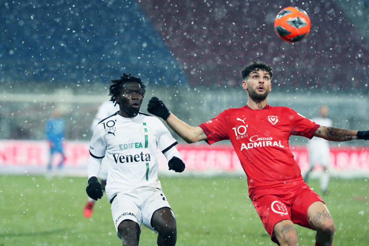 Match fou: YS laisse filer un avantage de deux buts à Vaduz et s’en sort avec un point miraculeux